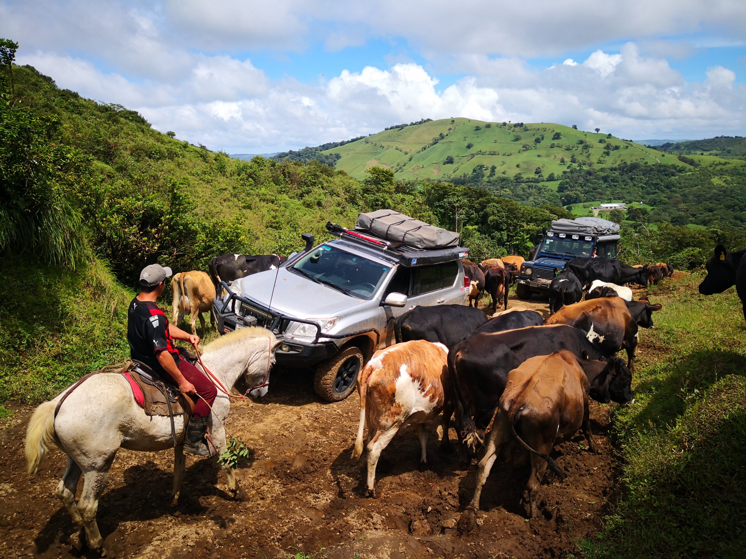 4wd Costa Rica travel